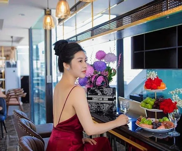 Golden Sea Hotel Ha Long
