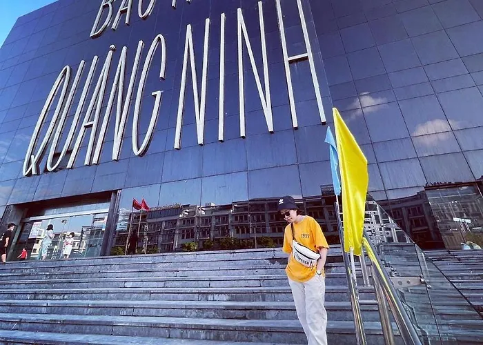 Golden Sea Khách sạn