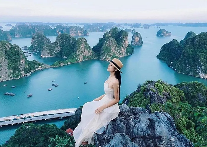 Khách sạn Golden Sea