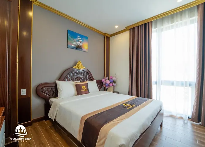 Golden Sea Khách sạn